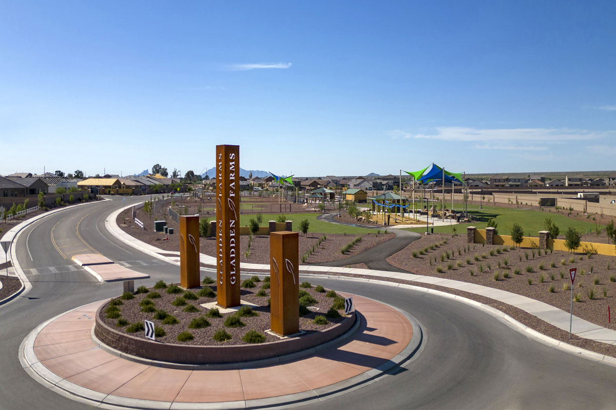 Paws n' Claws Park roundabout