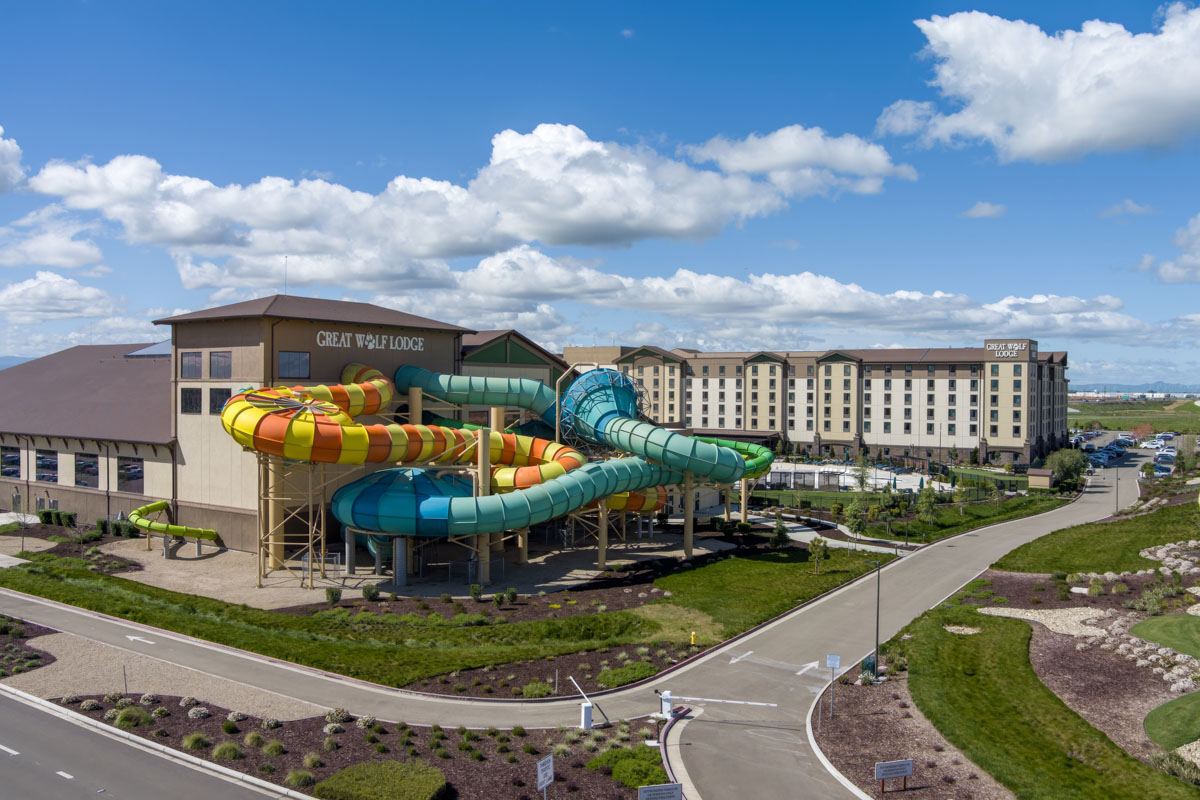 Only 5 minutes to family entertainment at Great Wolf Lodge® and Water Park 