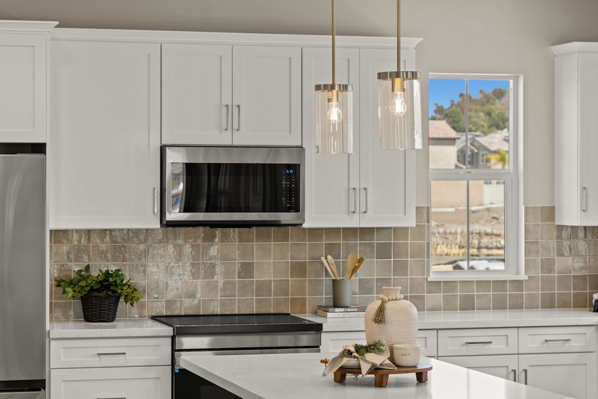 Optional custom tile kitchen backsplash 