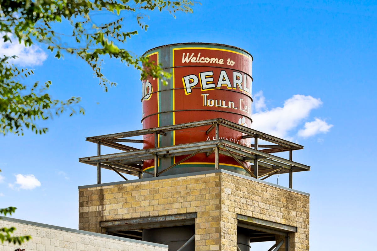 Short drive to Pearland Town Center